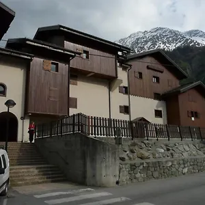 https://le-rustica-3-rooms-3-stars-6-people.hotels-rhonealpes.com