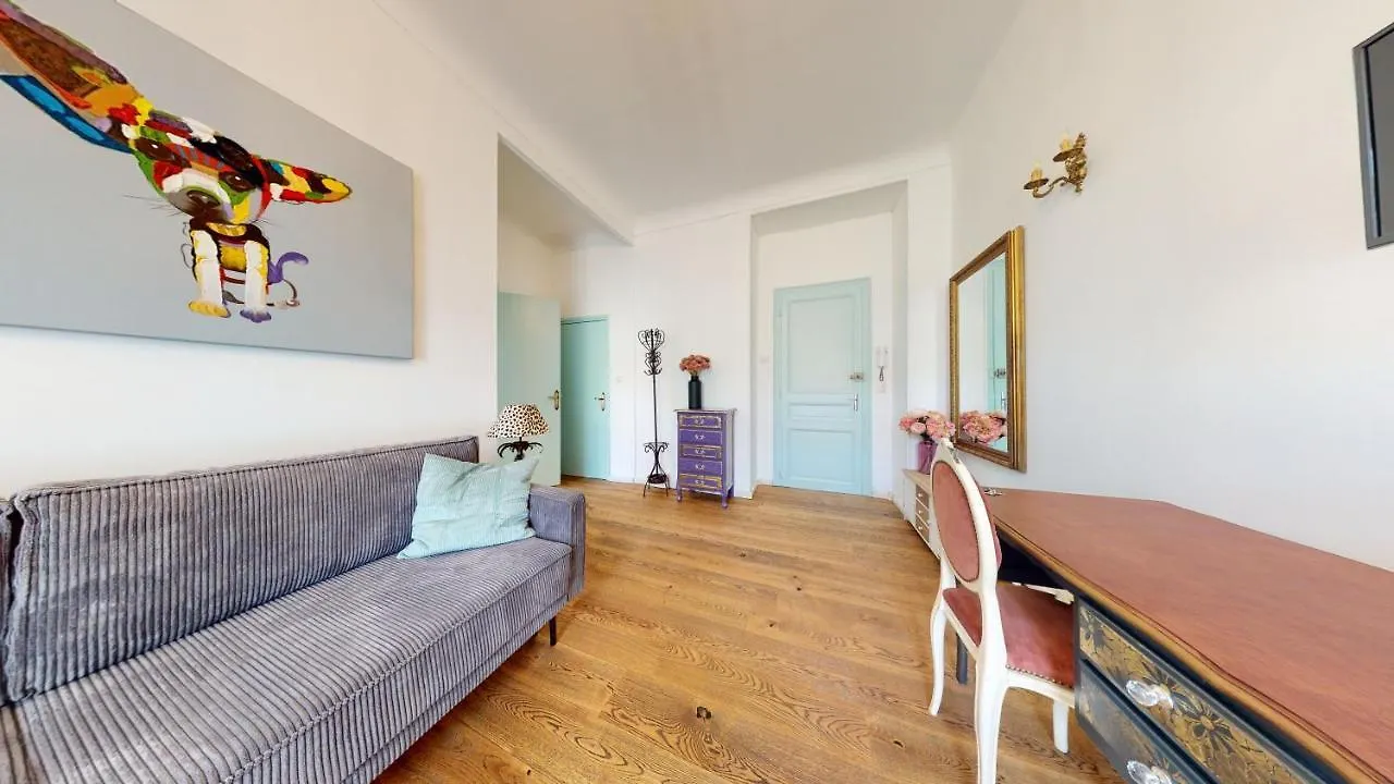 Appartement Les Fleurs Astoria à Menton
